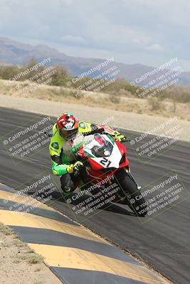 media/May-05-2025-Moto Forza (Mon) [[3c1838c5e5]]/2-B Group/Session 2 (Turn 7 Inside)/